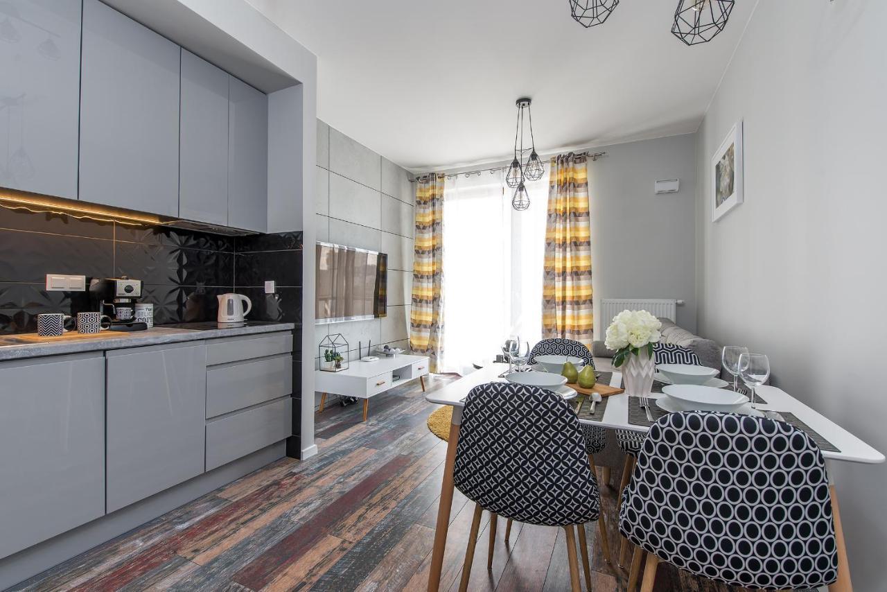 Close To Chopin Airport, Parking, Remote-ready * Varsavia
