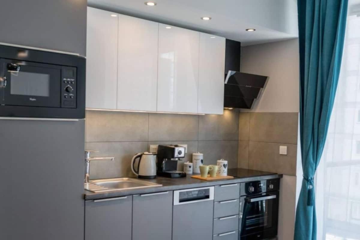 Close To Chopin Airport, Parking, Remote-ready Appartamento Varsavia