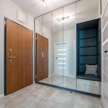 Close To Chopin Airport, Parking, Remote-Ready Apartment Varsavia Esterno foto