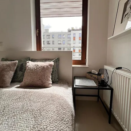 Close To Chopin Airport, Moduo Cybernetyki, Free Parking By Cosmo Spirit Warsaw Exterior photo