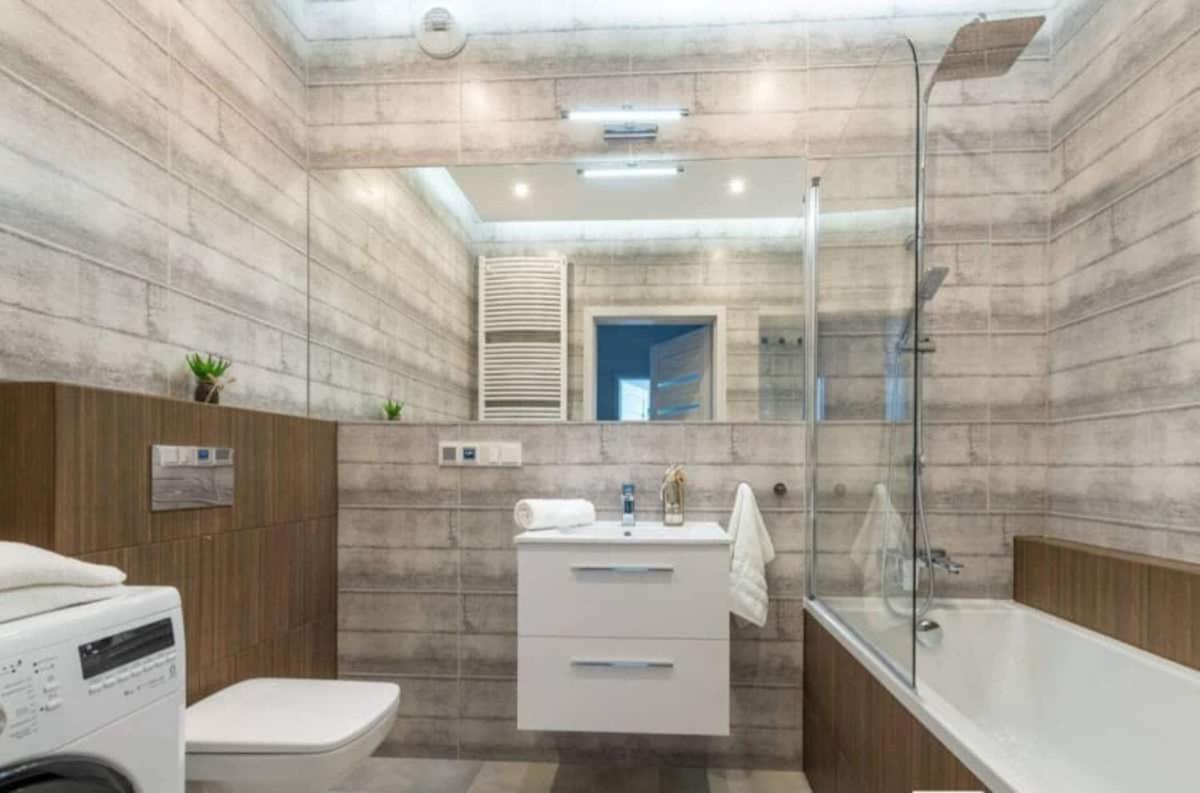 Close To Chopin Airport, Parking, Remote-ready