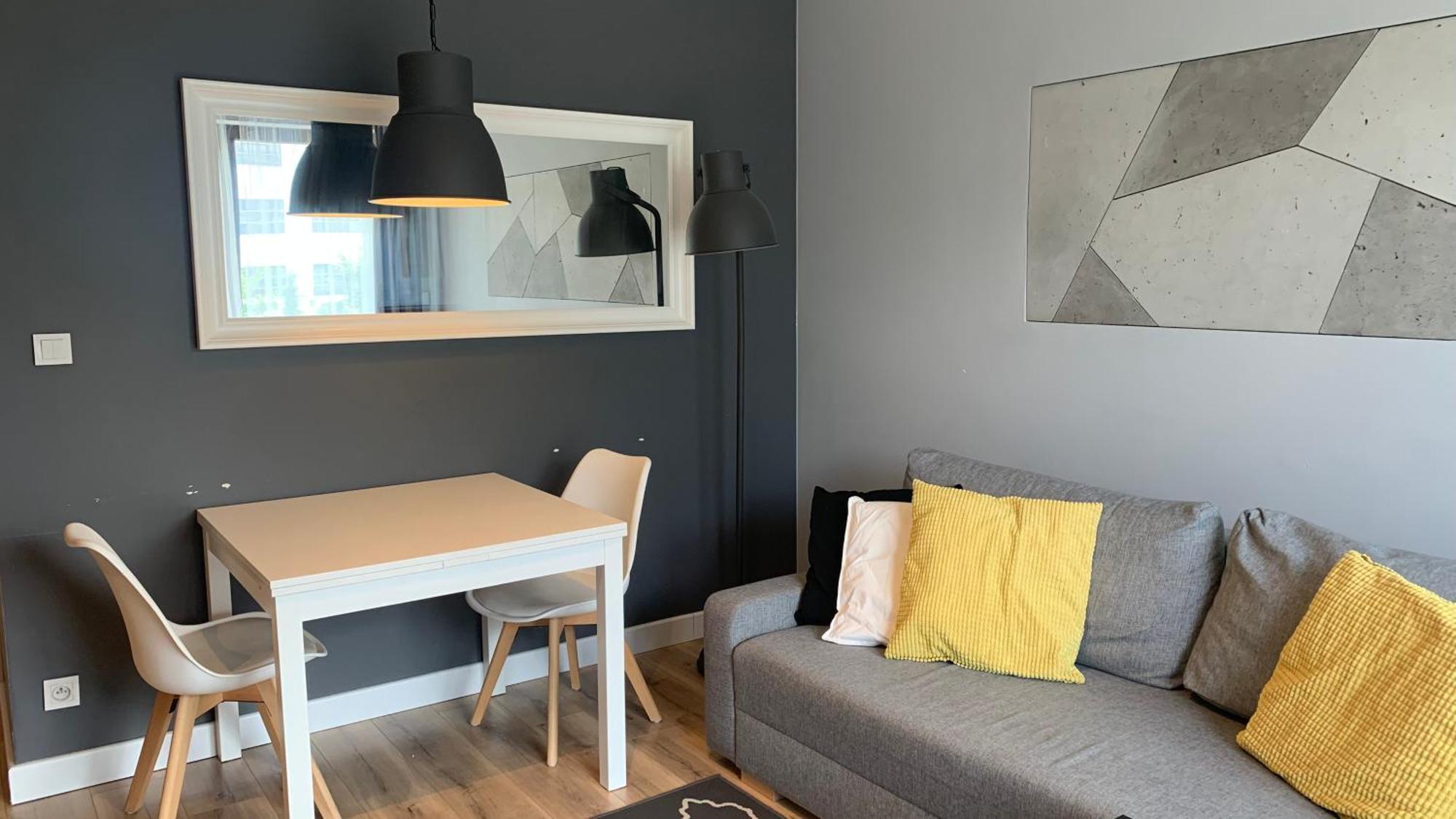 Close To Chopin Airport, Parking, Remote-ready * Warschau